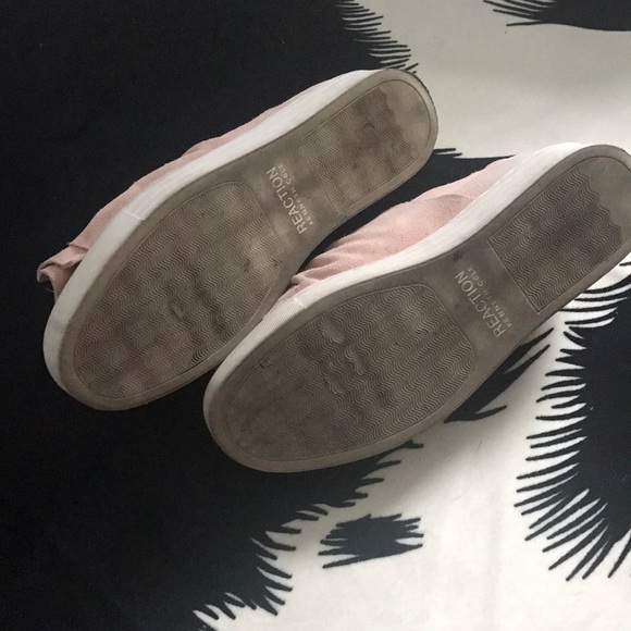 Kenneth Cole Platform Slip Ons - Picture 3 of 4